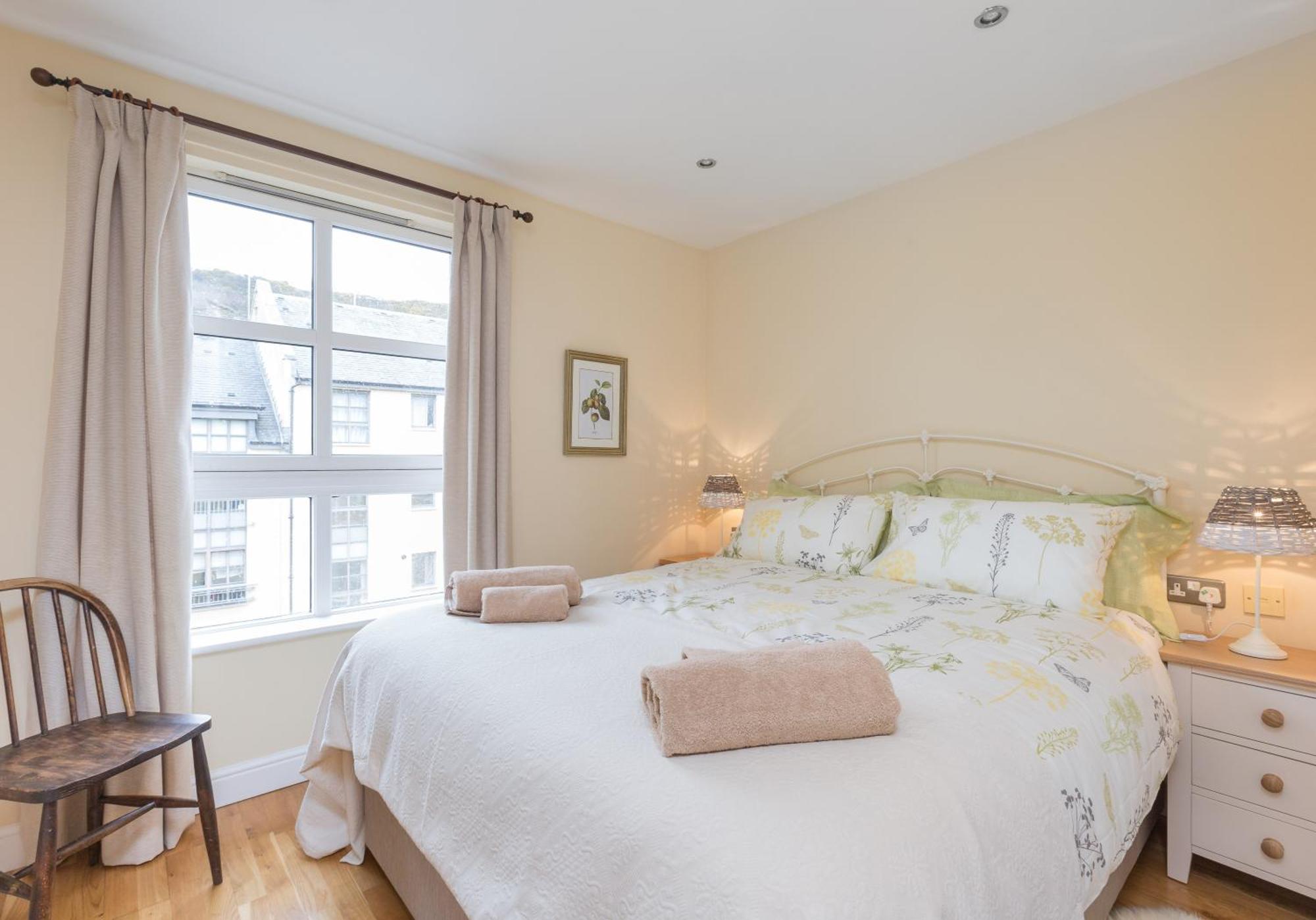Appartamento Old Tolbooth Wynd - 393 Edimburgo Esterno foto