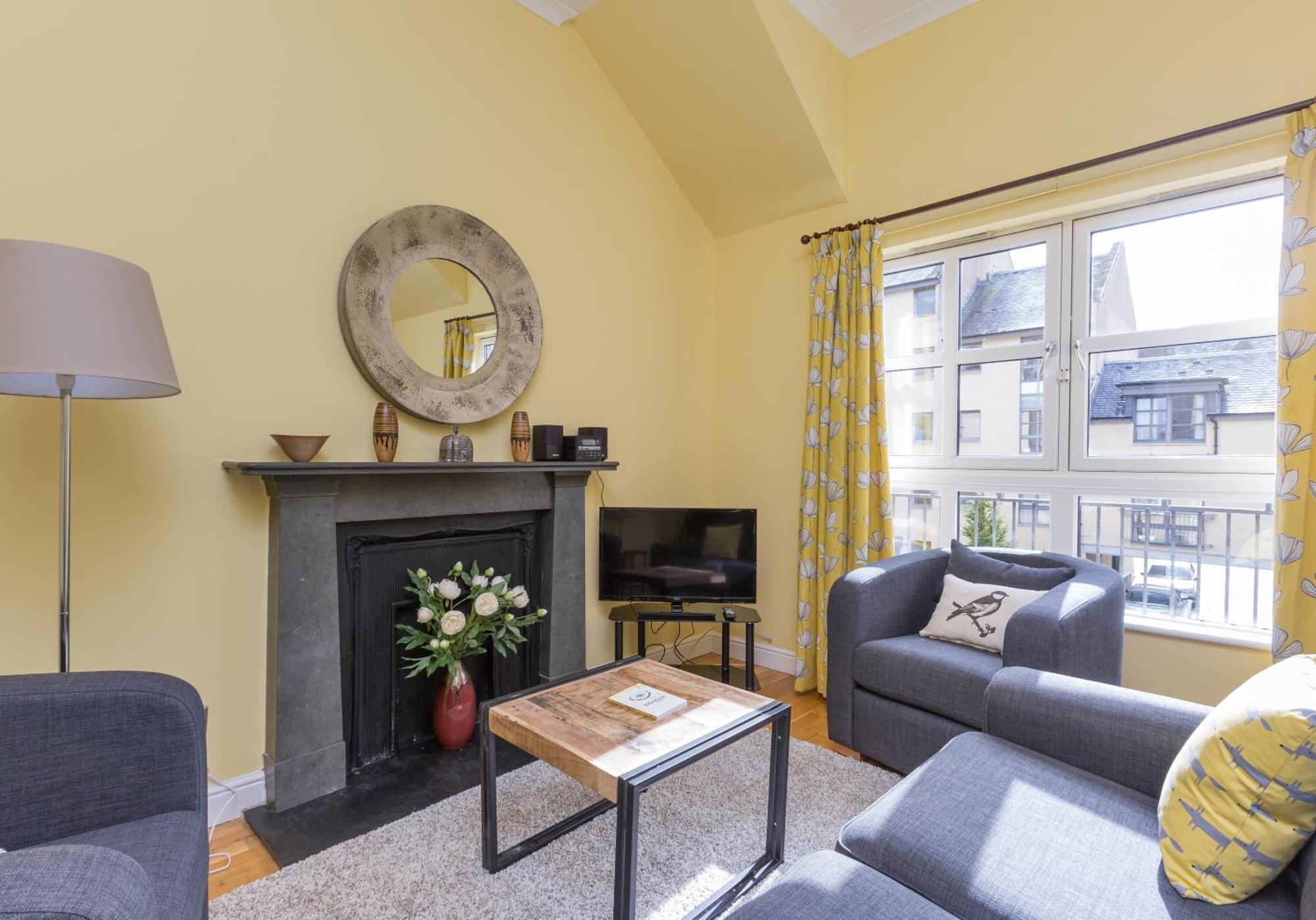 Appartamento Old Tolbooth Wynd - 393 Edimburgo Esterno foto